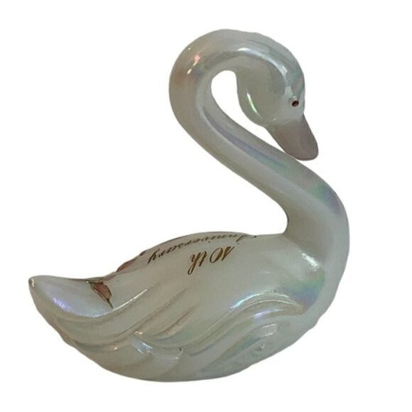 Fenton Glass Swan 10Th Anniversary Opalescent signed Vintage 4” X 4” figurine - Picture 4 of 10